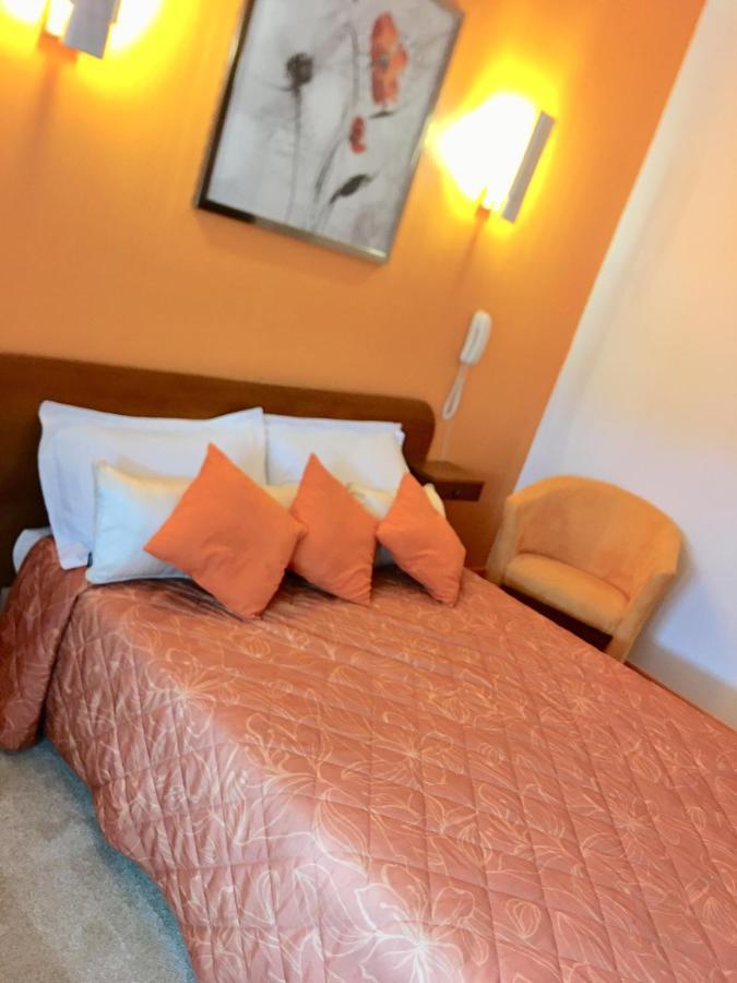 Hotel Christina Châteauroux Εξωτερικό φωτογραφία