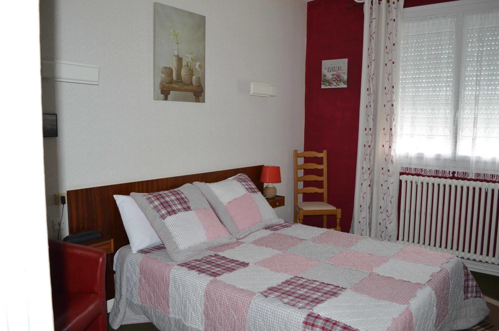 Hotel Christina Châteauroux Εξωτερικό φωτογραφία
