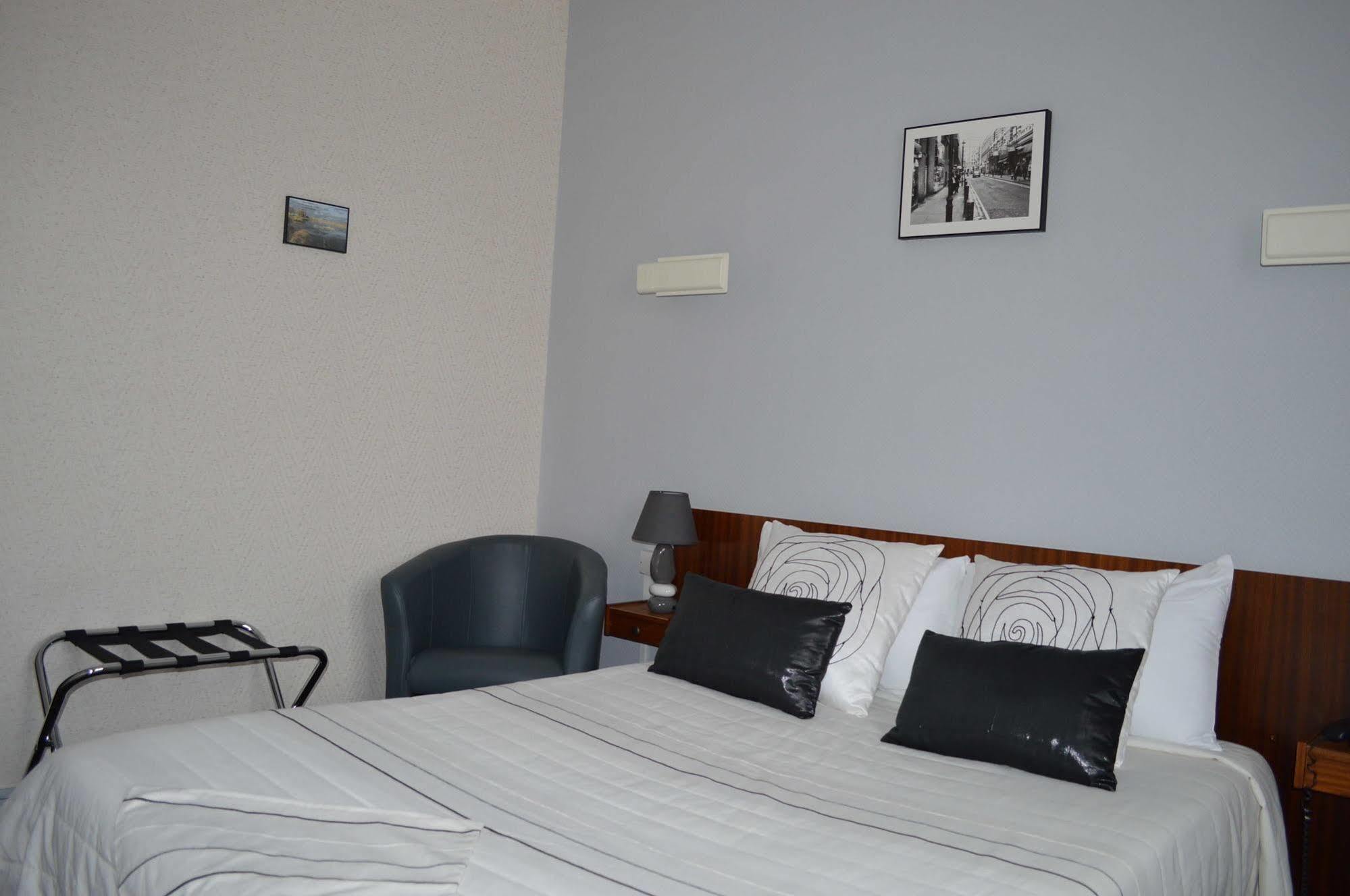 Hotel Christina Châteauroux Εξωτερικό φωτογραφία